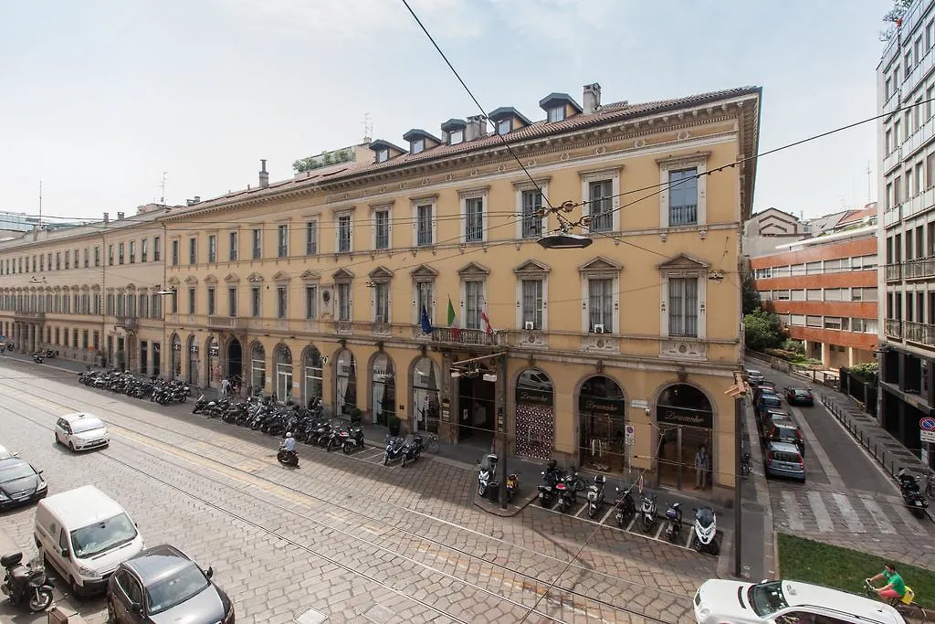 Della Spiga Apartment Milánó 0*,