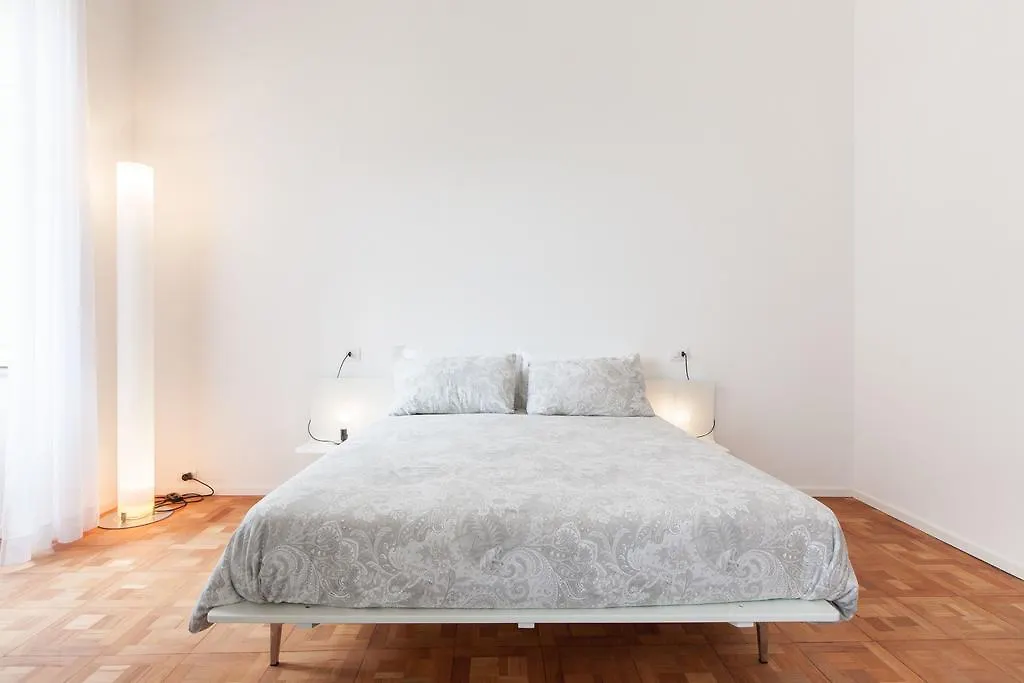 Della Spiga Apartment Milánó