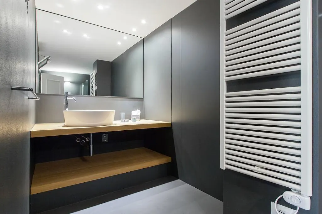 Della Spiga Apartment Milánó